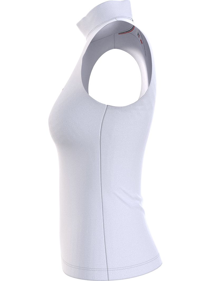 CHALECO-ESSENTIAL-CON-CUELLO-CISNE
