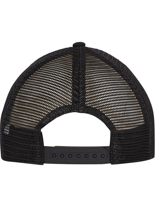GORRA TIPO TRUCKER CON PANELES DE MALLA