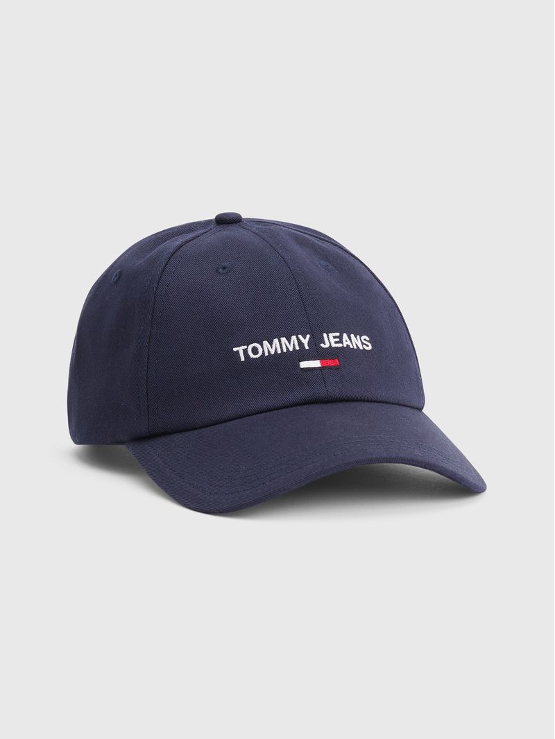 GORRA-CON-LOGO-BORDADO