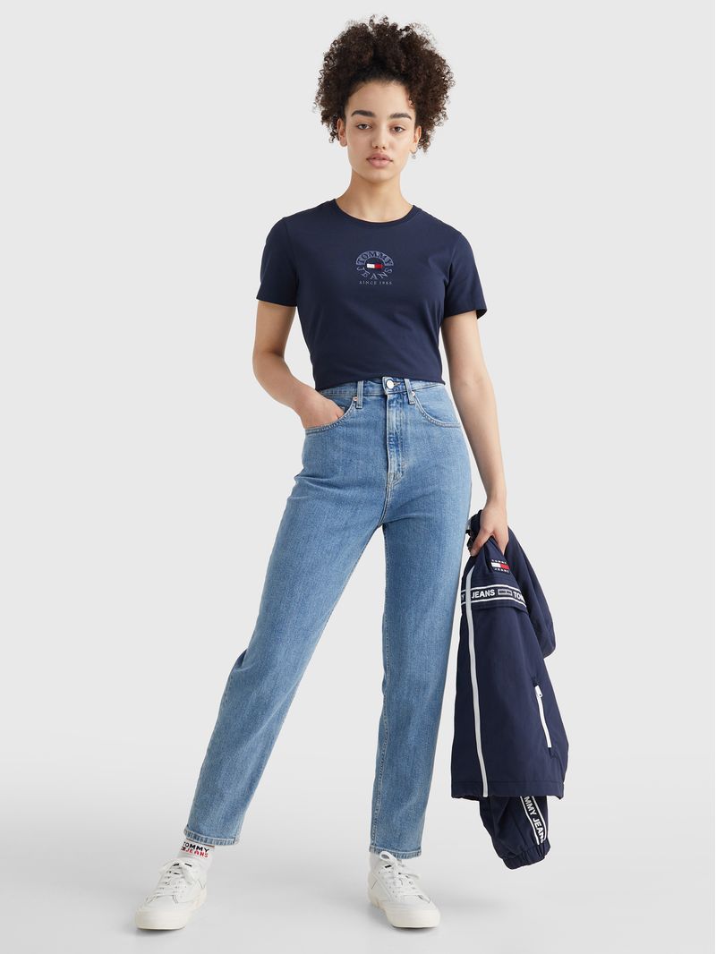 JEANS-MOM-CONICOS-DE-TALLE-SUPERALTO