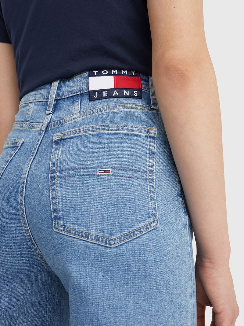 JEANS-MOM-CONICOS-DE-TALLE-SUPERALTO