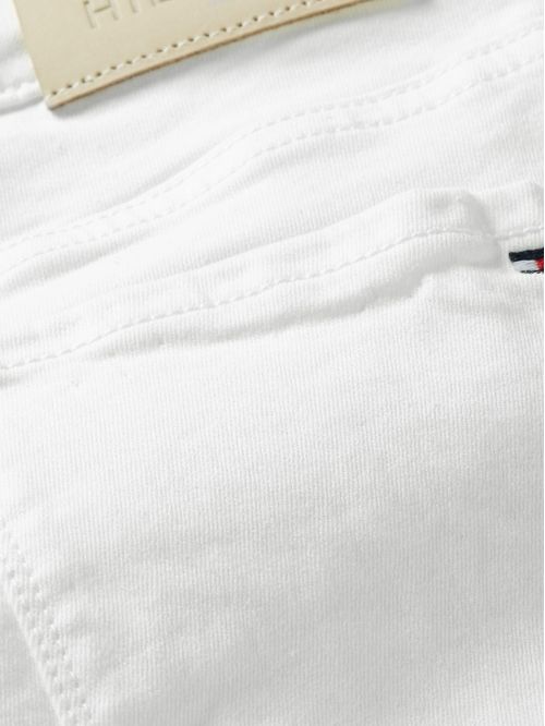 JEANS COMO FLEX DE TALLE MEDIO Y CORTE SKINNY