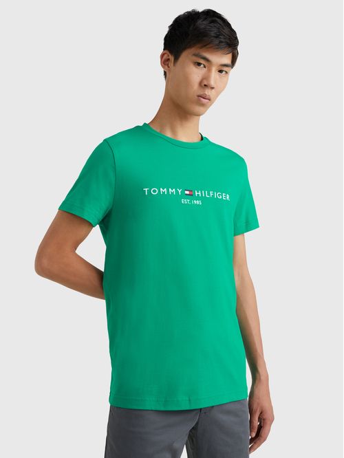CAMISETA DE ALGODÓN  Y CORTE SLIM