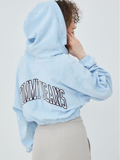 SUETER CON HOODIE Y LOGO