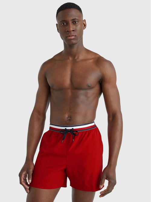 BAÑADOR DE MEDIO LARGO CON CINTURA DISTINTIVA