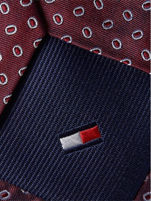 CORBATA CON DISEÑO DE MONOGRAMA DE SEDA