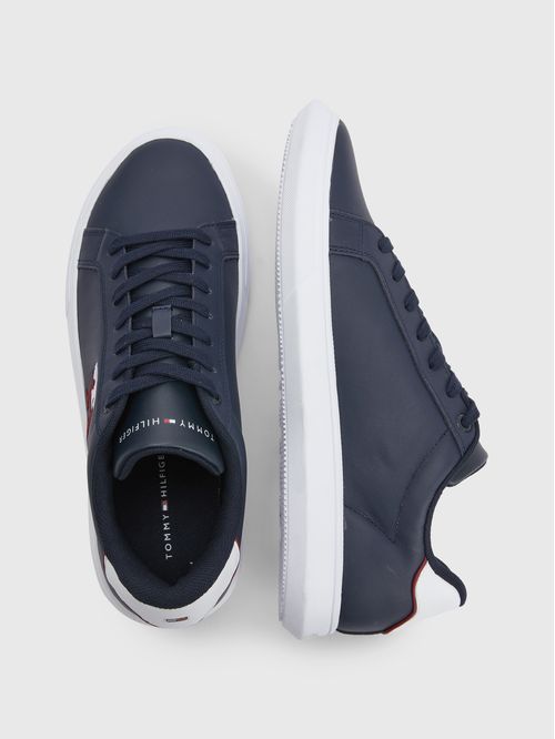 ZAPATILLAS DEPORTIVAS DE CUERO CON MONOGRAMA