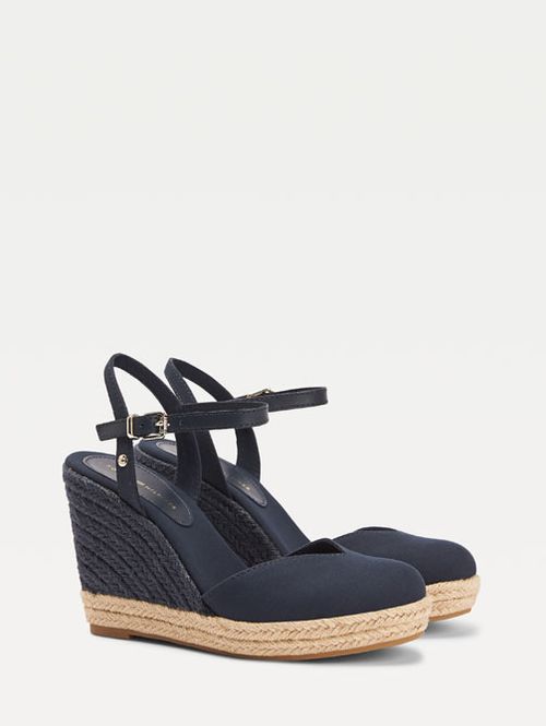 SANDALIAS DE CUÑA ALTA CON PUNTA CERRADA