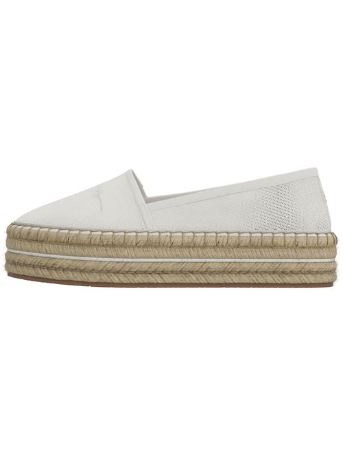 ALPARGATAS CON PLATAFORMA Y DETALLE DE ESPARTO