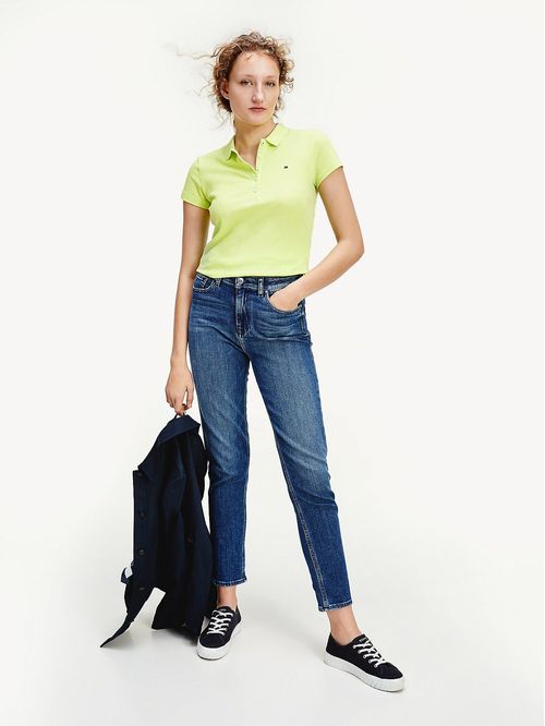 POLO CON CARTERA DE CINCO BOTONES Y CORTE SLIM