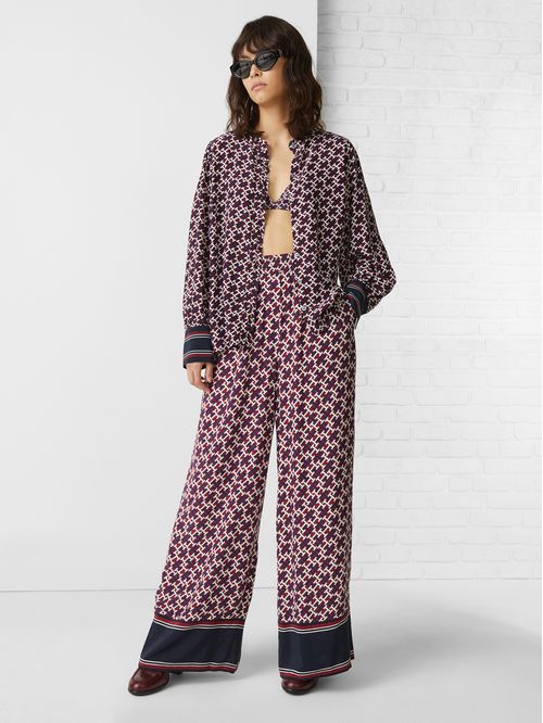 PANTALÓN DE PIERNA ANCHA CON MONOGRAMAS TH