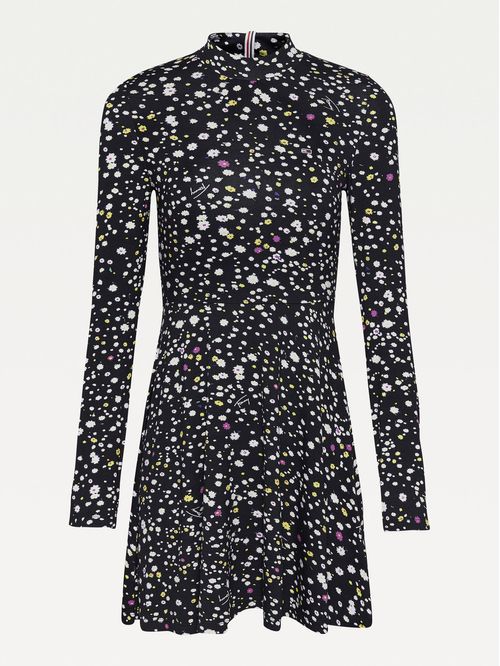 VESTIDO DE VISCOSA CON VUELO