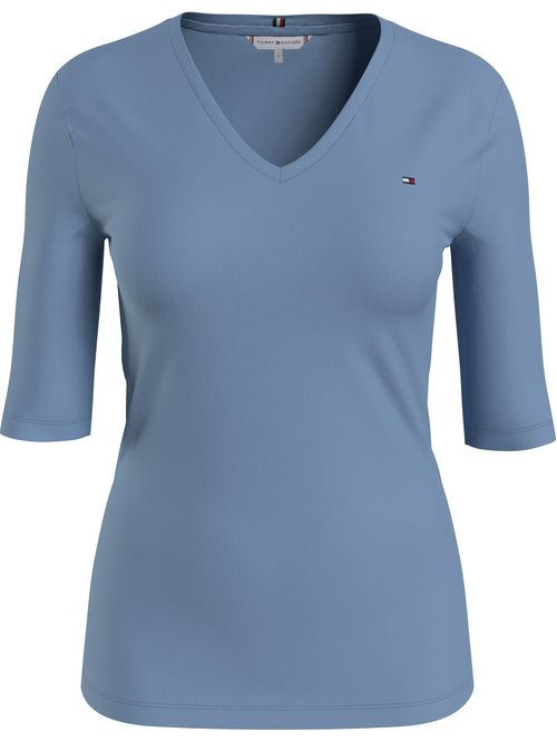 CAMISETA DE CORTE SLIM CON CUELLO DE V