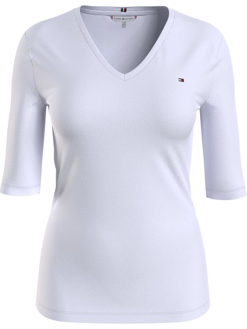 CAMISETA DE CORTE SLIM CON CUELLO DE V