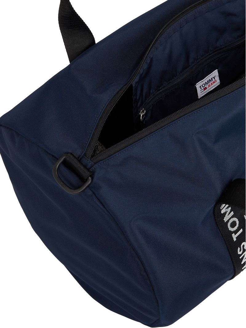 BOLSA-DE-VIAJE-CON-INSCRIPCION-ESSENTIAL