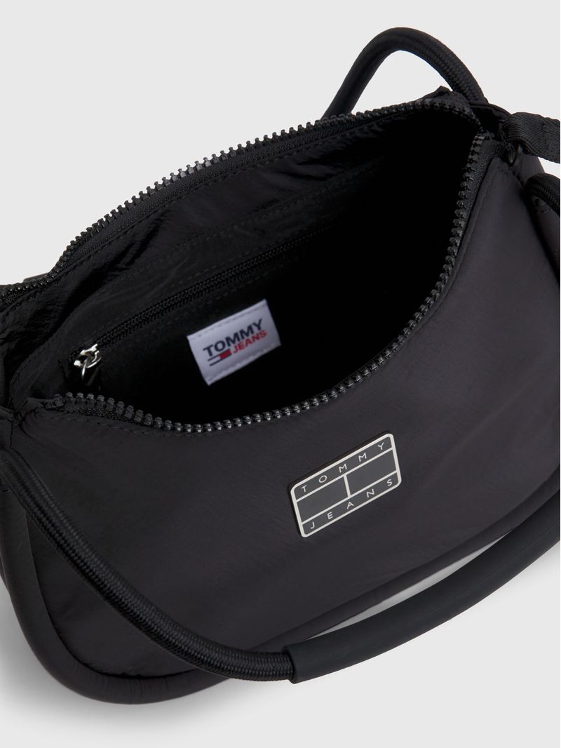 BOLSO-DE-HOMBRO-CON-ZIPPER-E-INSIGNIA