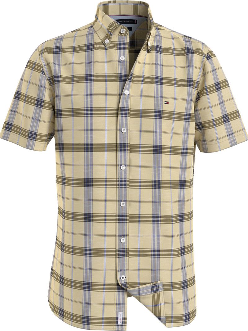 CAMISA-DE-MANGA-CORTA-Y-CORTE-REGULAR