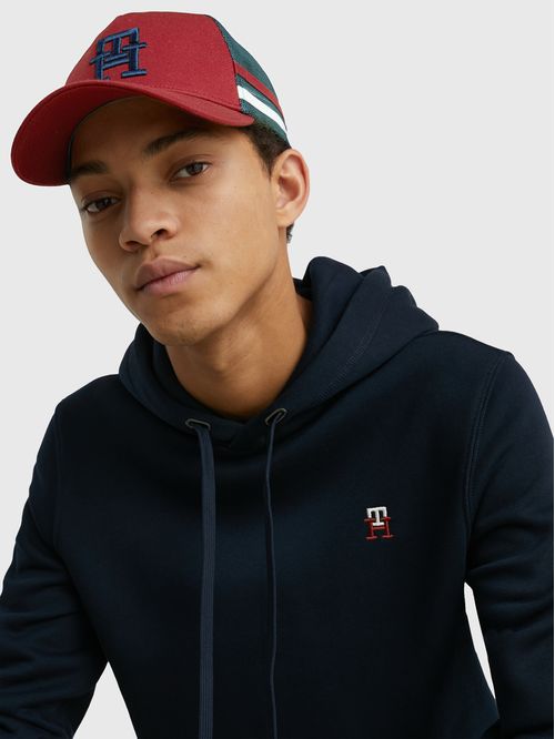 GORRA TRUCKER CON MONOGRAMA BORDADO