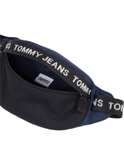 RIÑONERA CON INSCRIPCIÓN ESSENTIAL