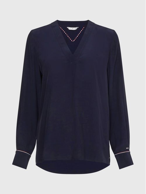 Blusa con cuello v y corte amplio