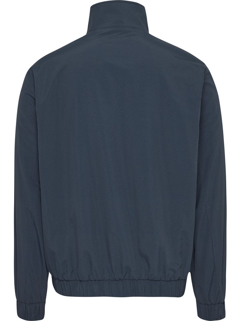 Jacket-essential-con-cierre
