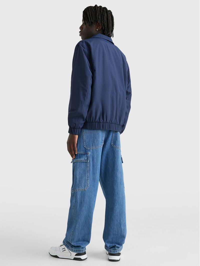 Jacket-essential-con-cierre