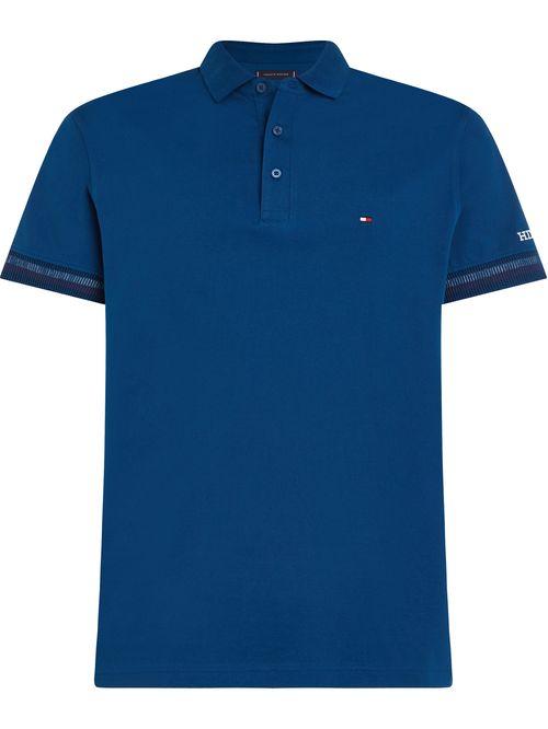 Polo con logo en el pecho y manga