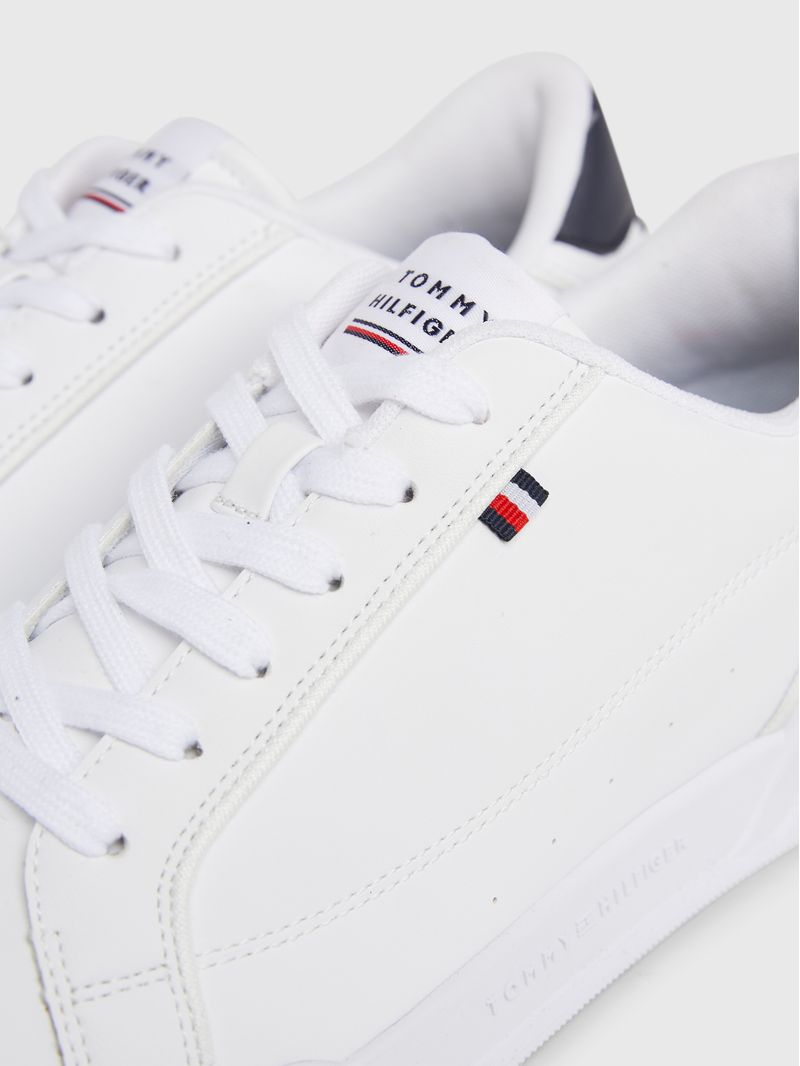 Tenis-bajas-con-suela-cupsole