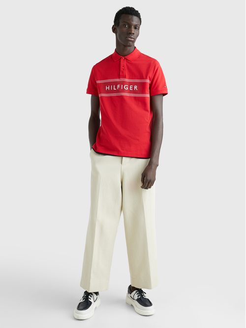 Polo de corte regular con logo