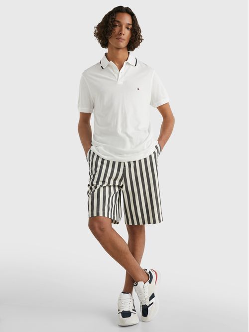 Polo de punto con cuello ribeteado