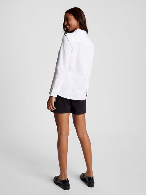 Camisa oxford lisa de corte regular