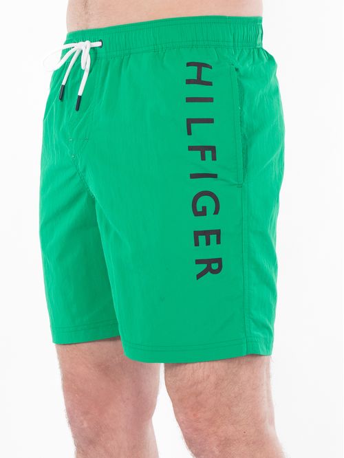 Pantaloneta de baño con logo bordado