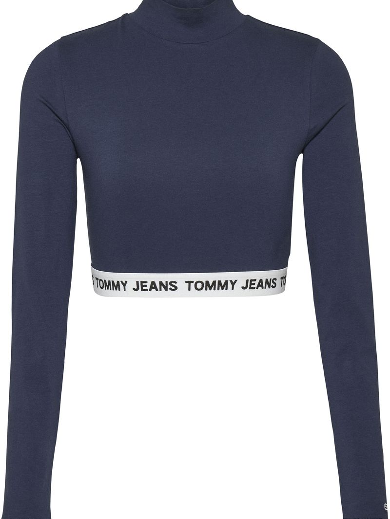 Crop-top-de-manga-larga-y-cuello-alto