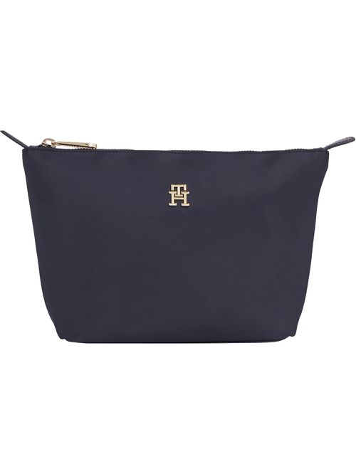 Neceser reciclado con insignia del monograma