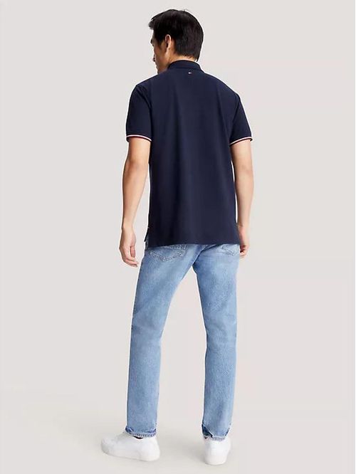 Polo de corte regular