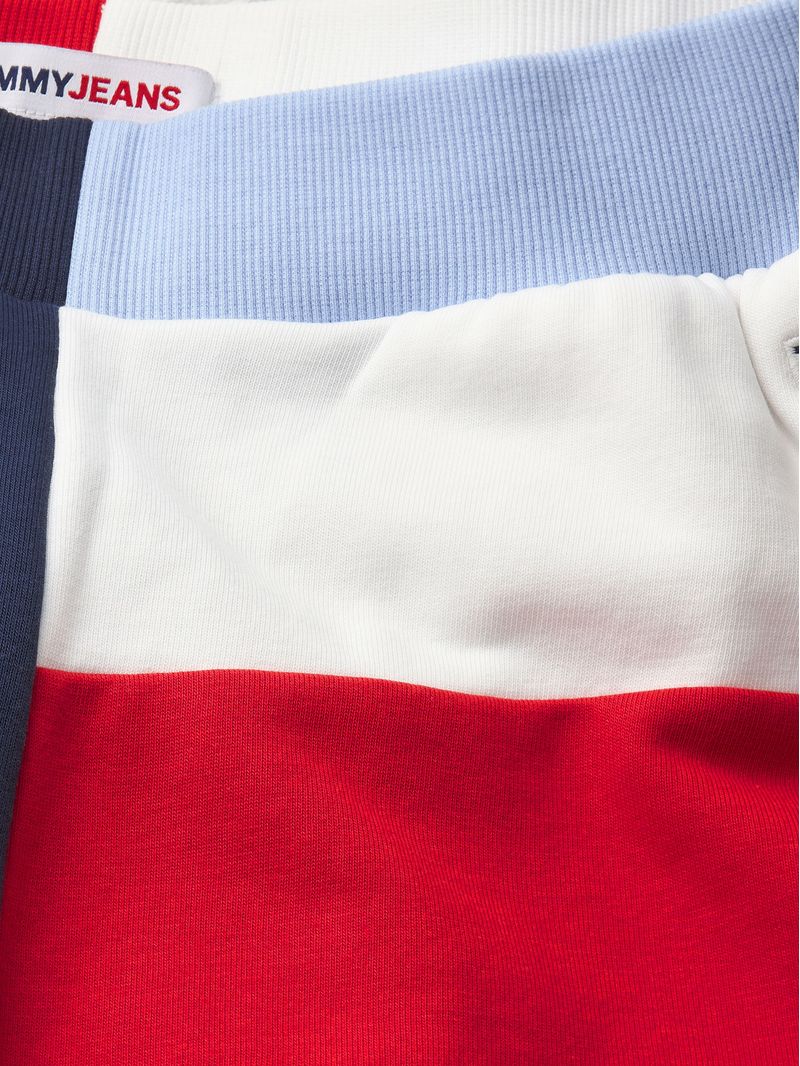Shorts-con-diseño-color-block
