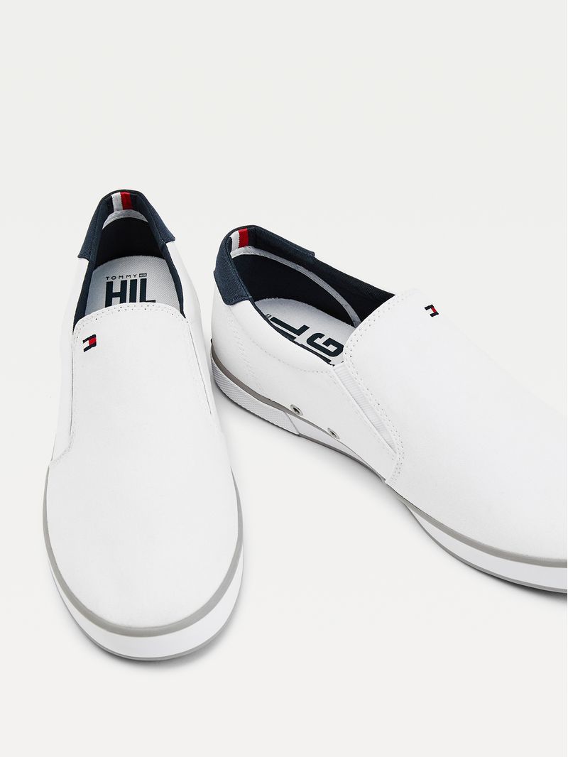 Tenis-sin-cordones-Essential-Iconic