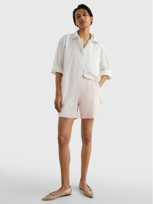 Pantalón chino corto con bajo con vuelta