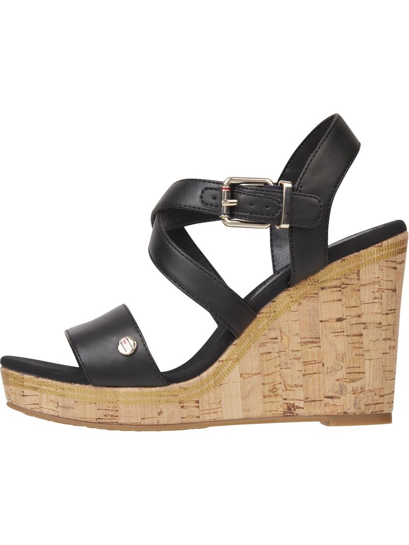 Sandalias-de-cuero-con-cuña-alta