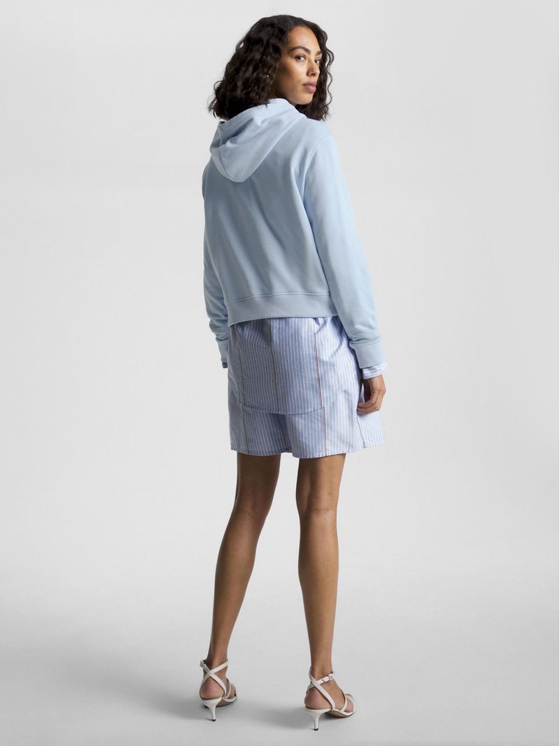 Sudadera-con-logo-de-efecto-escarchado