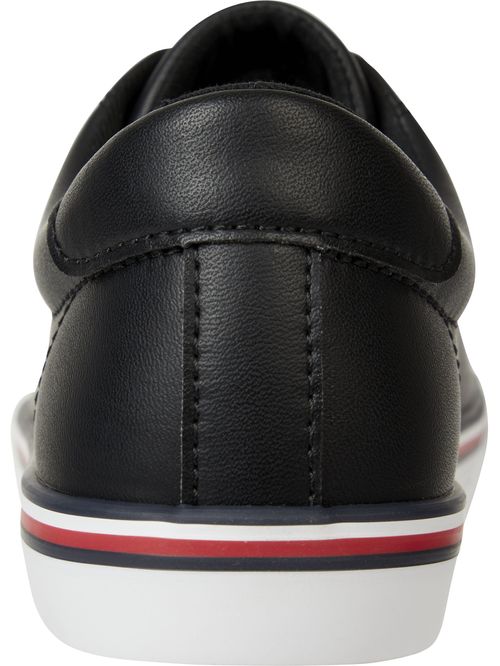 Tenis con logo de monograma TH