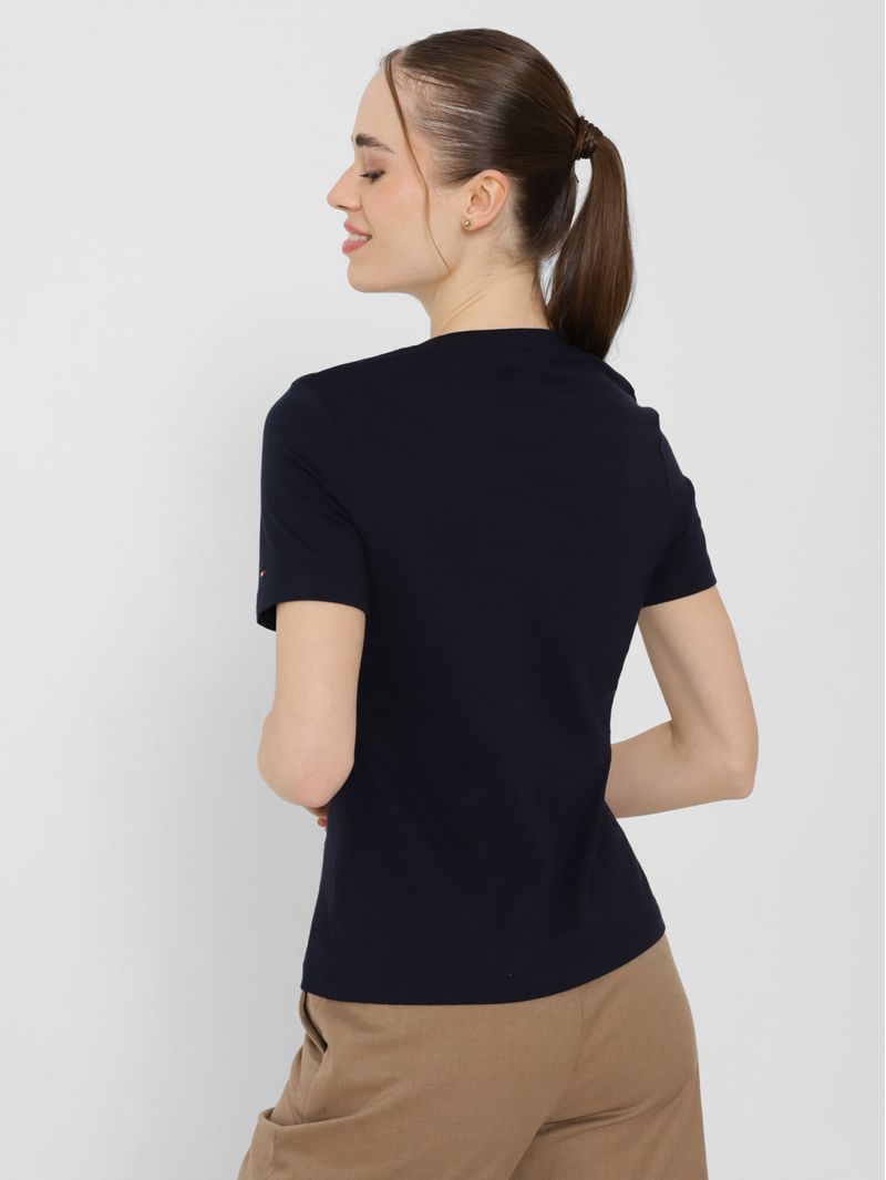 T-shirt-con-logo-grafico-de-corte-slim