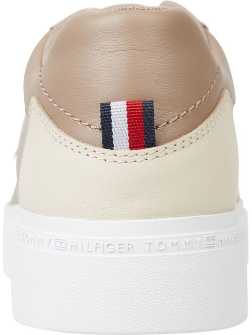 Tenis clásicas de cuero