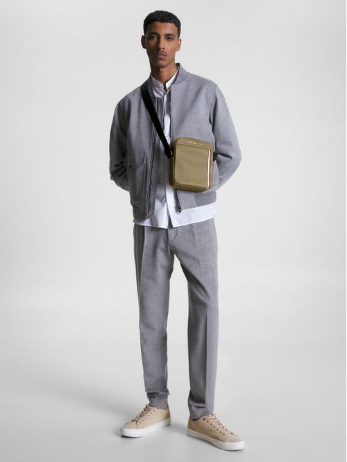 Bolso reporter pequeño de piqué texturizado