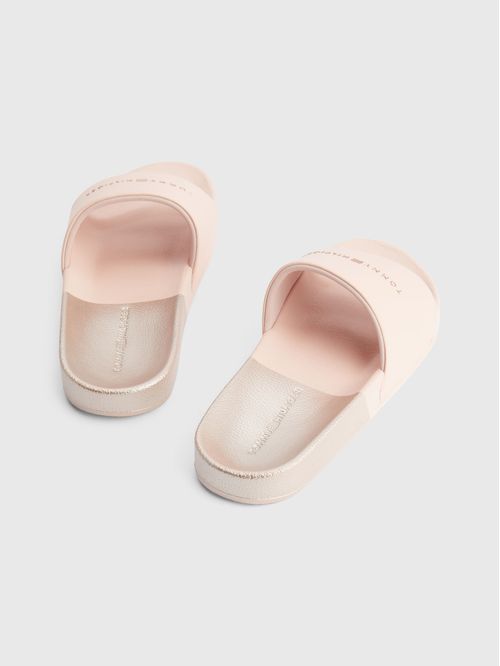 CHANCLETAS METALIZADAS CON LOGO