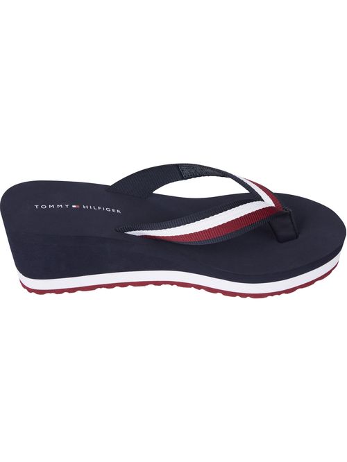 Chancletas essential con cuña