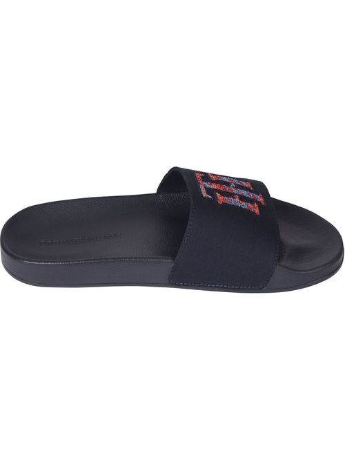 CHANCLETAS CON DETALLES BRILLANTES