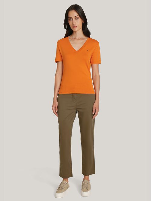 Camiseta de rayas con cuello en V