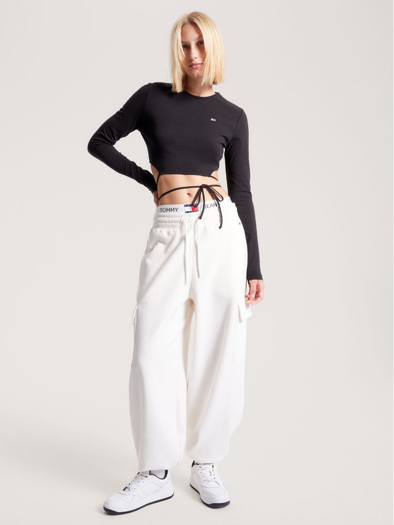 Crop-top-de-manga-larga-con-cintas-anudables