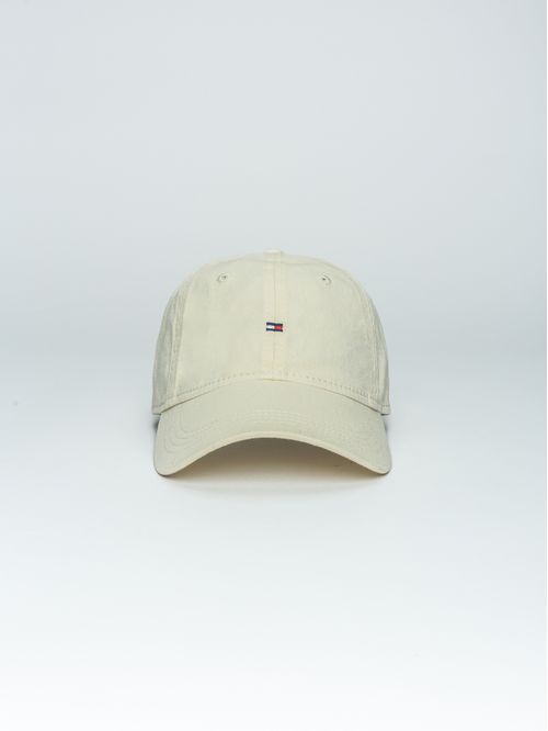 Gorra con logo bordado